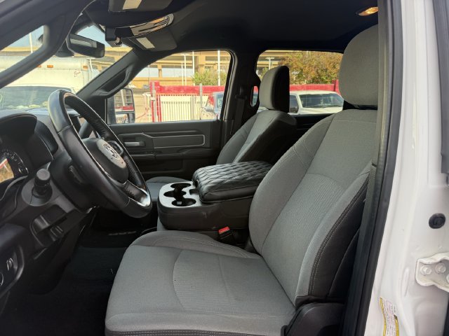 Used 2023 RAM 3500 Big Horn w/ Level 1 Equipment Group AWD/4WD image 26