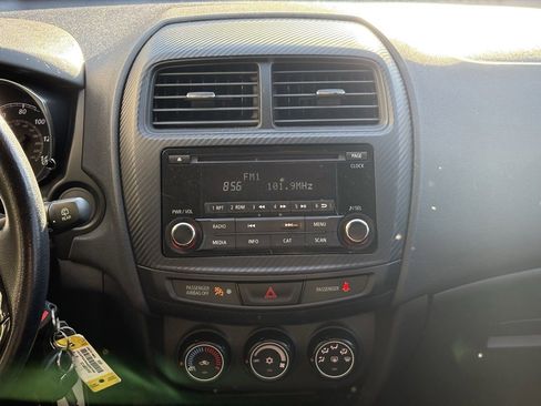 Used 2016 Mitsubishi Outlander Sport ES image 15