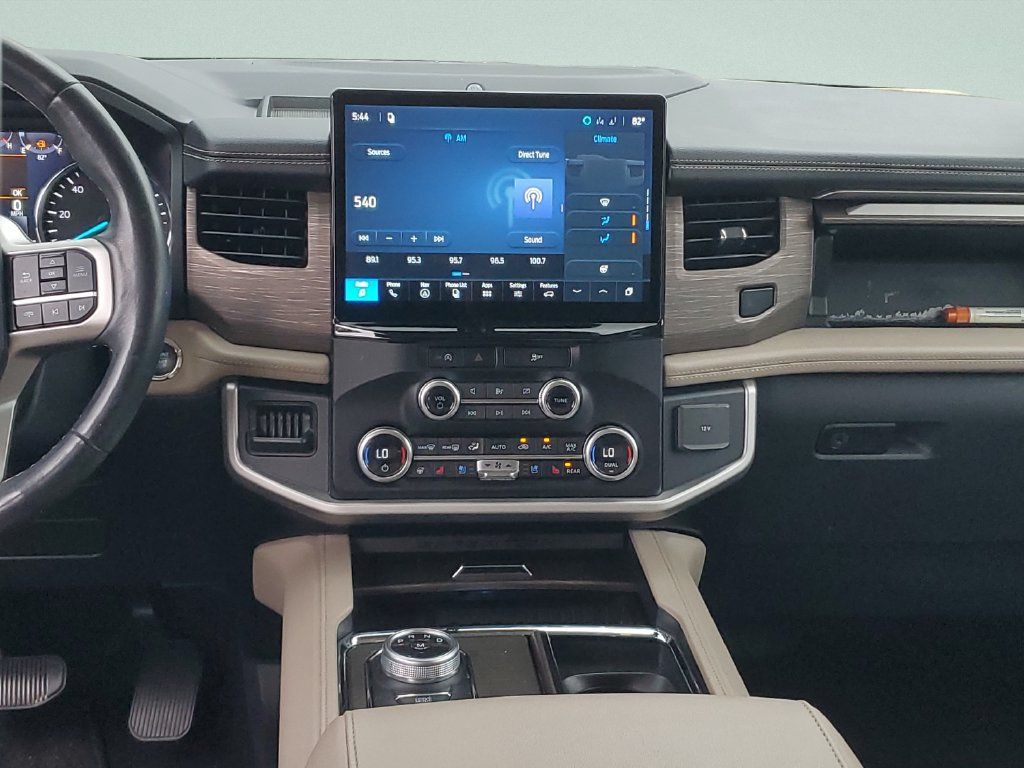 Used 2024 Ford Expedition Max Limited RWD image 15