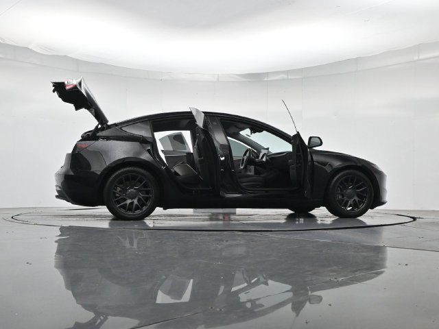Used 2024 Tesla Model 3 Long Range AWD/4WD image 50