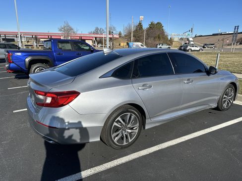 Used 2021 Honda Accord Hybrid image 10