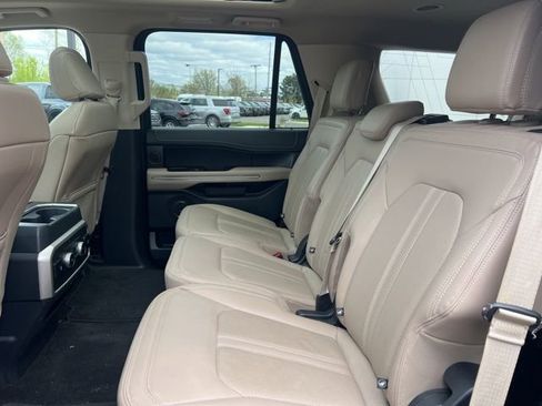 Used 2022 Ford Expedition Limited AWD/4WD image 19