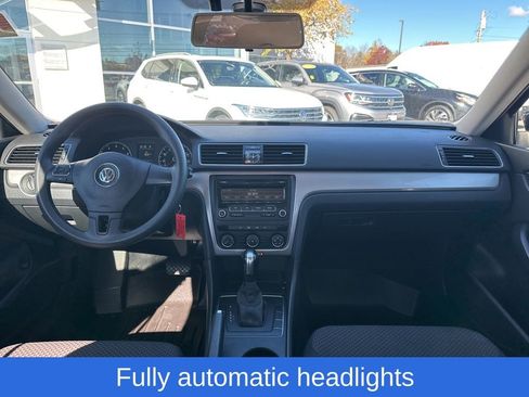 Used 2014 Volkswagen Passat 1.8T S image 17