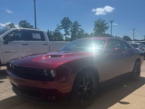 Used 2023 Dodge Challenger SXT w/ Plus Package RWD image 1