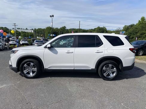 Certified 2025 Honda Pilot EX-L image 2