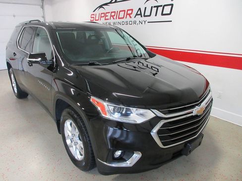 Used 2018 Chevrolet Traverse LT AWD/4WD image 12