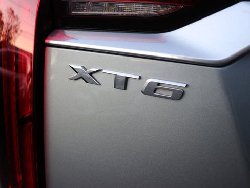 Used 2023 Cadillac XT6 Premium Luxury image 67