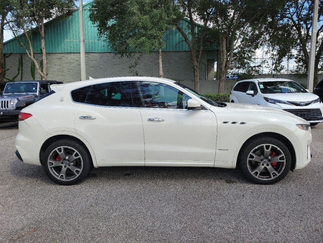 Used 2019 Maserati Levante GranSport AWD/4WD image 4