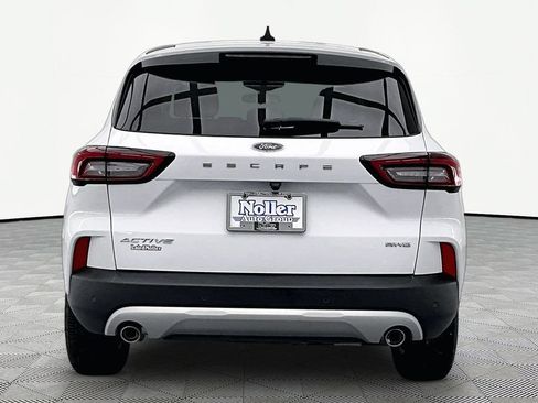Certified 2024 Ford Escape Active w/ Tech Pack #2 AWD/4WD image 4
