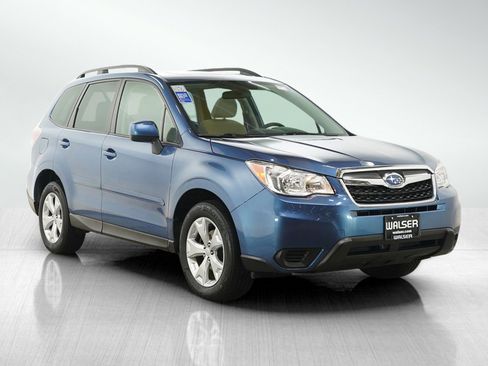 Used 2015 Subaru Forester 2.5i Premium w/ All-Weather Package image 7
