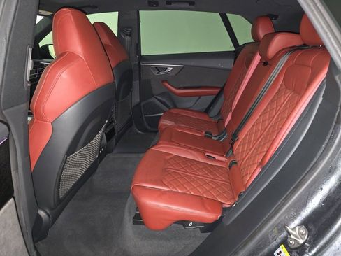 Used 2021 Audi SQ8 Premium Plus w/ SQ8 Black Optic Package image 10