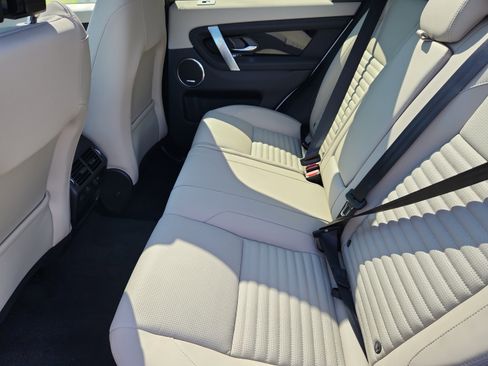Certified 2025 Land Rover Discovery Sport S image 5