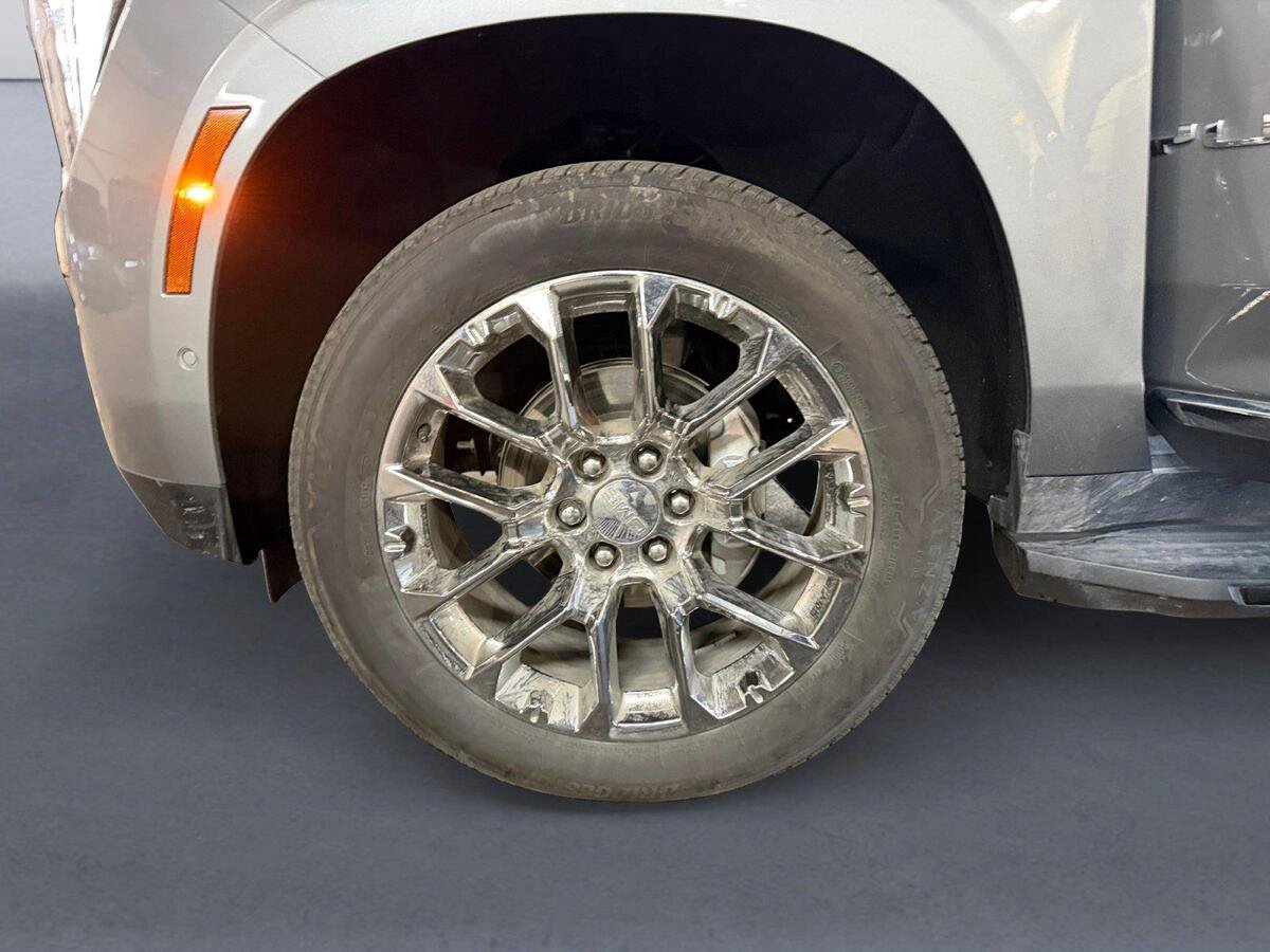 Used 2026 GMC Yukon Elevation w/ Elevation Premium Package AWD/4WD image 14