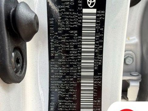 Used 2024 Toyota Corolla LE FWD image 29