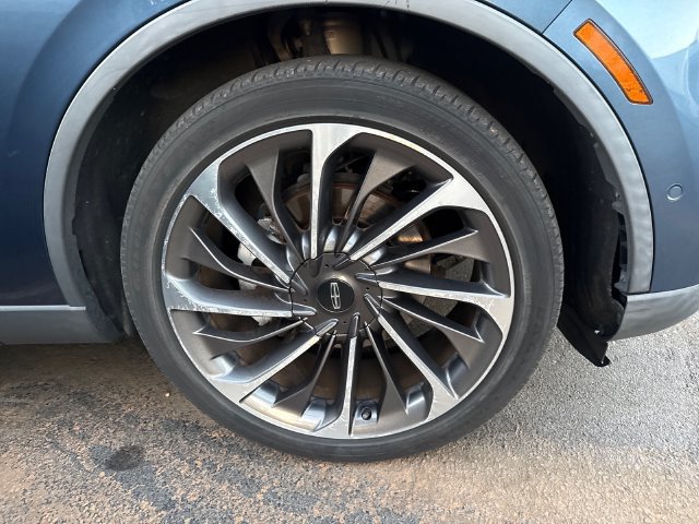 Used 2020 Lincoln Aviator Reserve w/ Equipment Group 202A AWD/4WD image 2