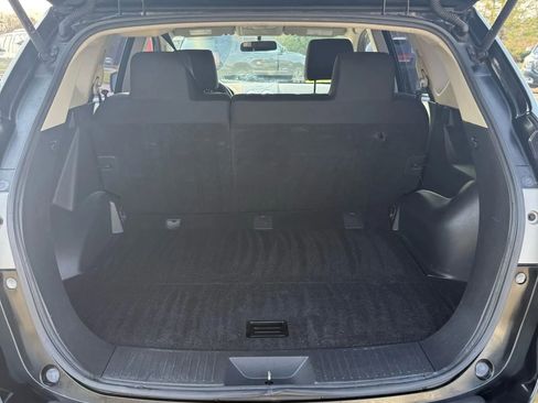 Used 2011 Nissan Rogue S AWD/4WD image 35
