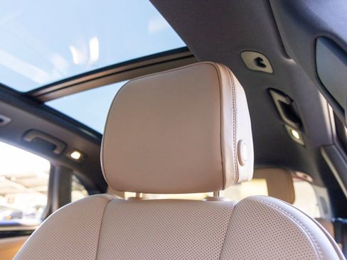 New 2026 Porsche Macan S AWD/4WD image 31