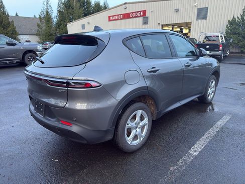 Used 2025 Dodge Hornet GT image 3