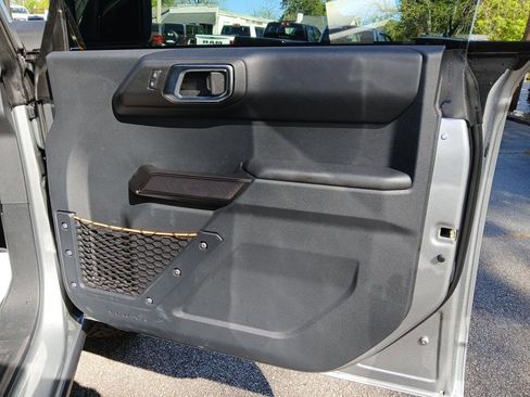 Used 2024 Ford Bronco Badlands image 15