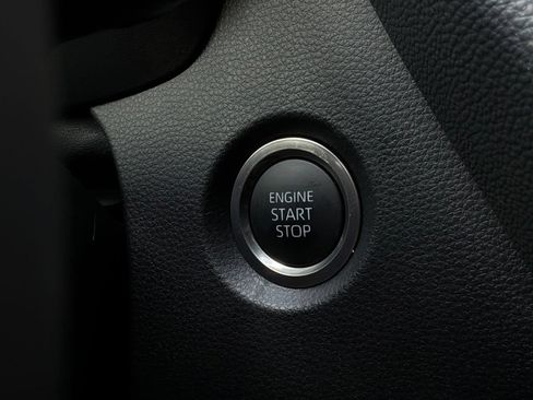 Used 2026 Toyota Corolla XSE FWD image 34