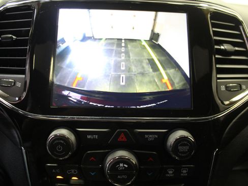 Used 2021 Jeep Grand Cherokee Laredo X image 16