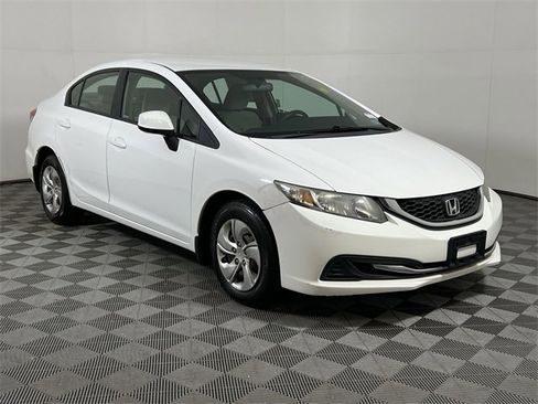 Used 2013 Honda Civic LX image 2