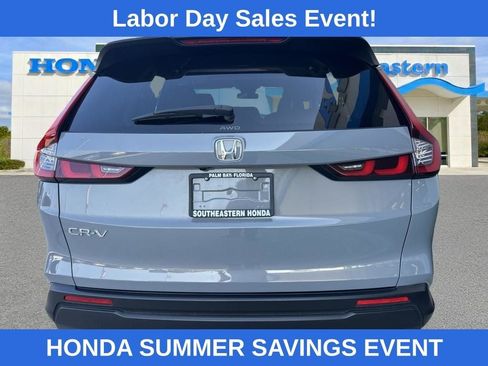 Used 2024 Honda CR-V EX image 8