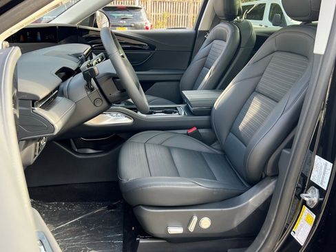 New 2026 Lincoln Nautilus Reserve image 14