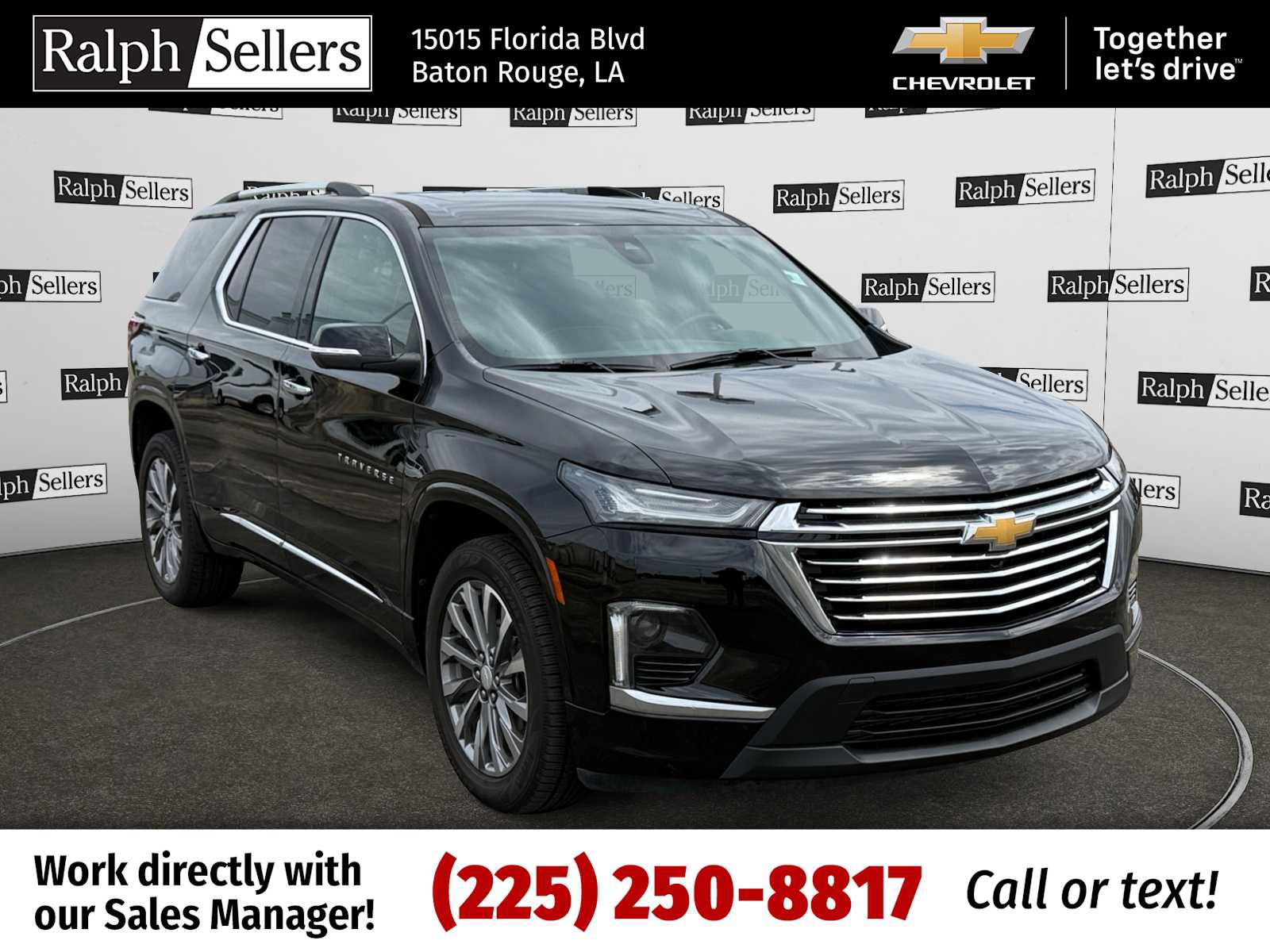 Used 2023 Chevrolet Traverse Premier FWD image 1
