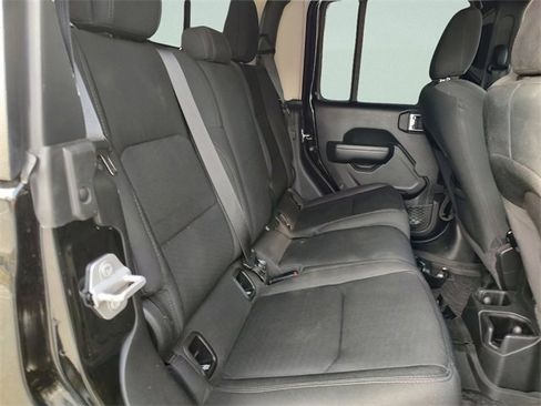 Certified 2022 Jeep Gladiator Sport image 13