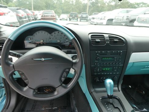 Used 2002 Ford Thunderbird RWD image 13
