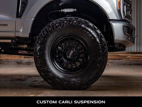 Used 2023 Ford F250 Lariat w/ Lariat Ultimate Package AWD/4WD image 11