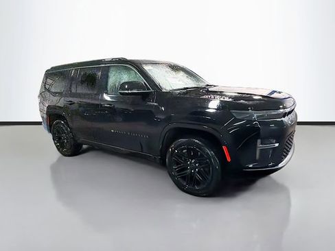 New 2026 Jeep Grand Wagoneer Limited AWD/4WD image 3