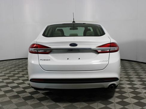 Used 2018 Ford Fusion S FWD image 26