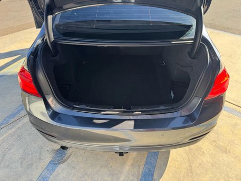 Used 2016 BMW 320i Sedan image 21