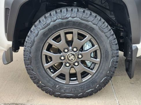 New 2026 Toyota 4Runner SR5 image 8