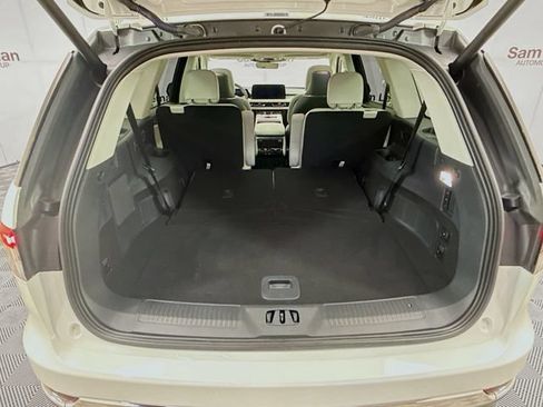 Used 2025 Lincoln Aviator Reserve w/ Equipment Group 201A AWD/4WD image 28