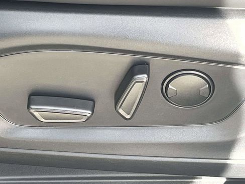 New 2026 Ford Explorer ST-Line w/ ST-Line Street Pack RWD image 15