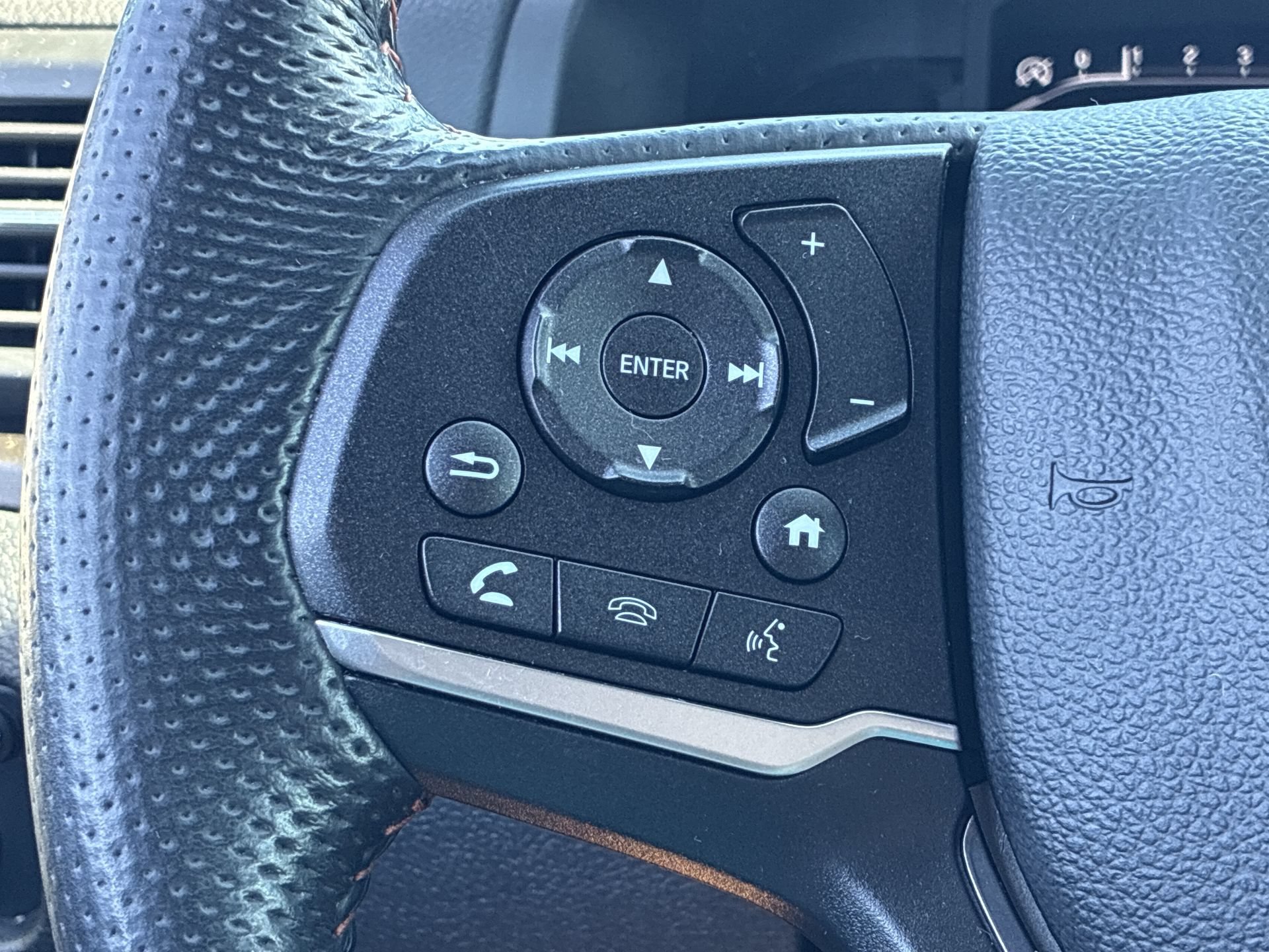 Certified 2023 Honda Passport TrailSport image 26