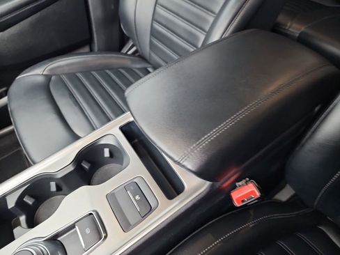 Used 2023 Ford Edge SEL image 31