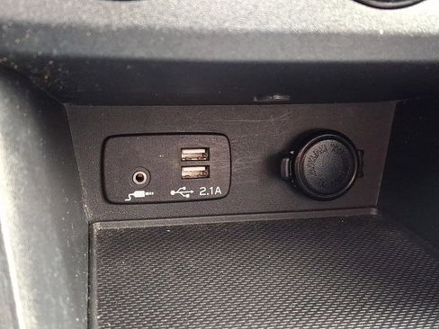 Used 2021 Subaru Crosstrek 2.0i Premium w/ Moonroof Package image 24