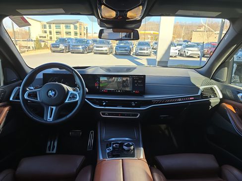 Used 2024 BMW X5 M60i w/ Executive Package image 19