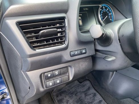 Used 2025 Nissan Leaf SV Plus image 12