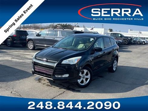 Used 2015 Ford Escape SE image 1
