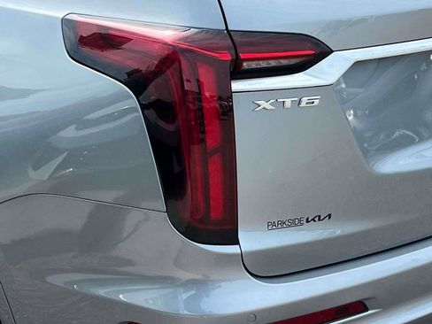 Used 2023 Cadillac XT6 Premium Luxury FWD image 36