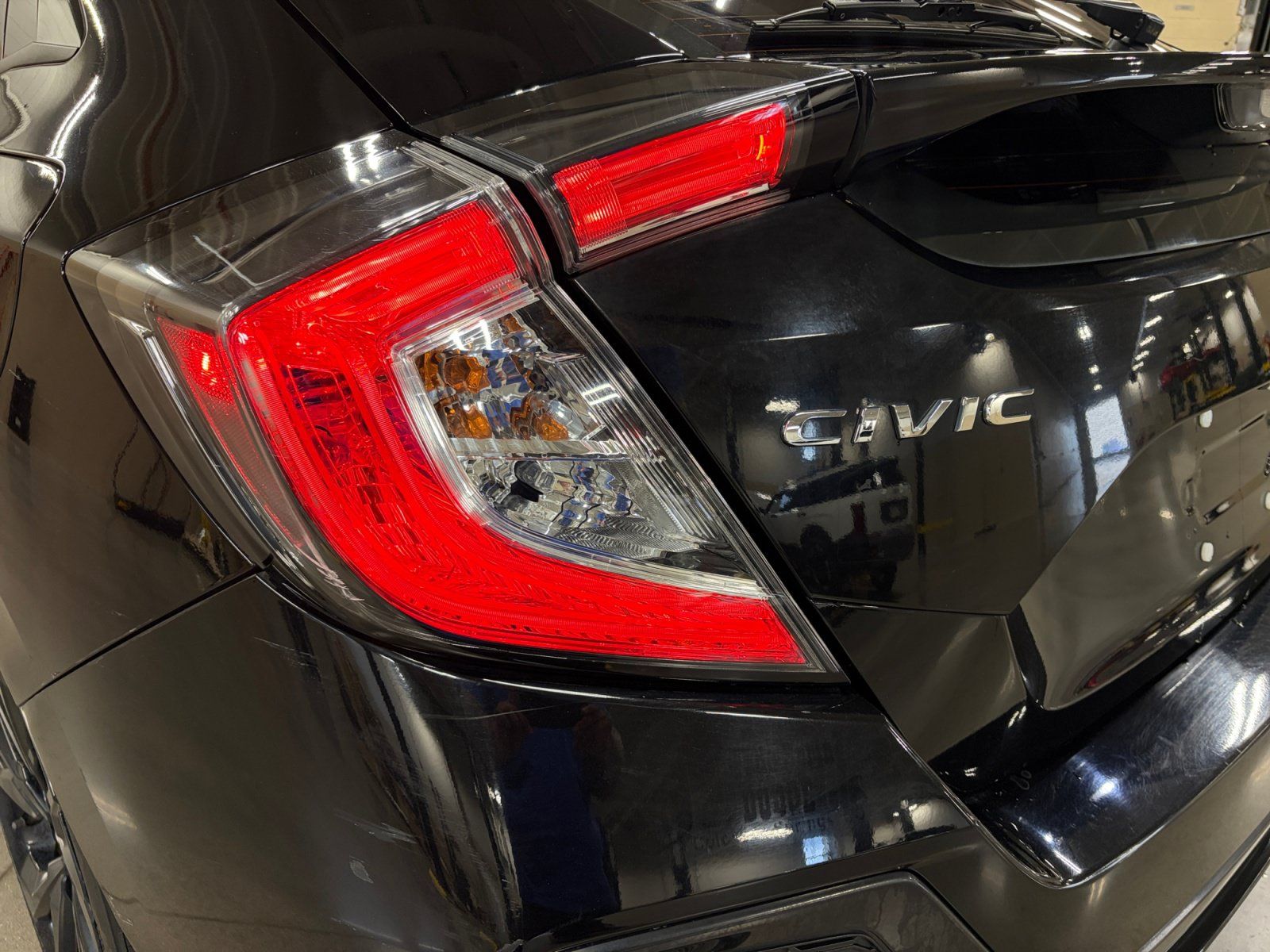Used 2019 Honda Civic Sport Touring image 29