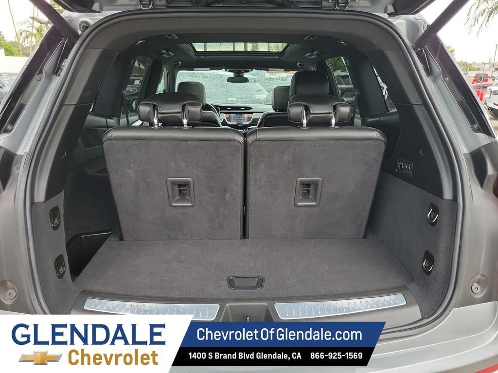 Used 2024 Cadillac XT6 Premium Luxury FWD image 20
