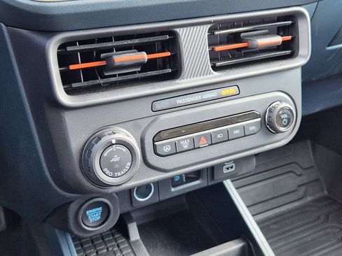 Used 2025 Ford Maverick Lariat w/ 4K Tow Package image 21