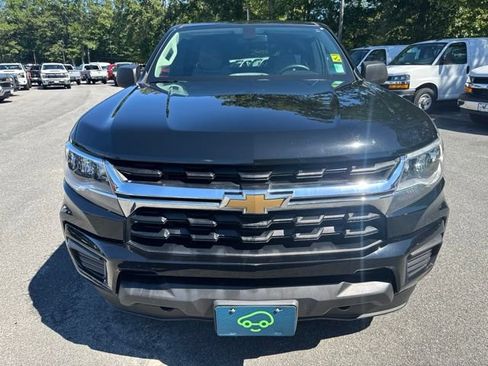 Used 2021 Chevrolet Colorado W/T w/ WT Convenience Package AWD/4WD image 3