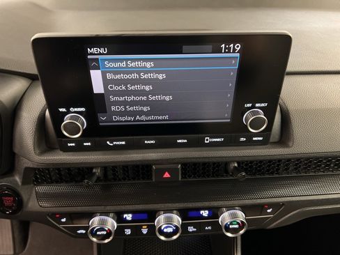 Used 2024 Honda CR-V EX image 9